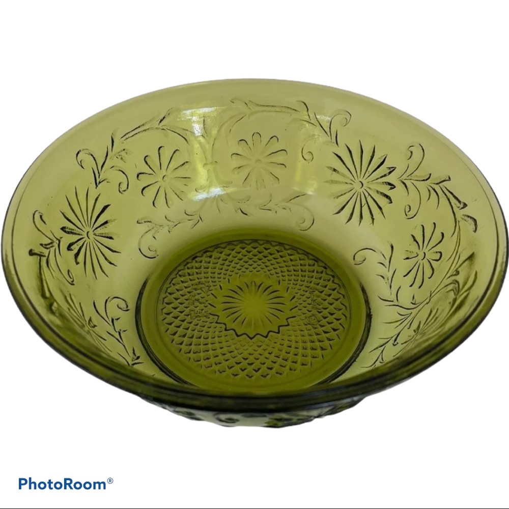 Indiana Glass Daisy Bowl